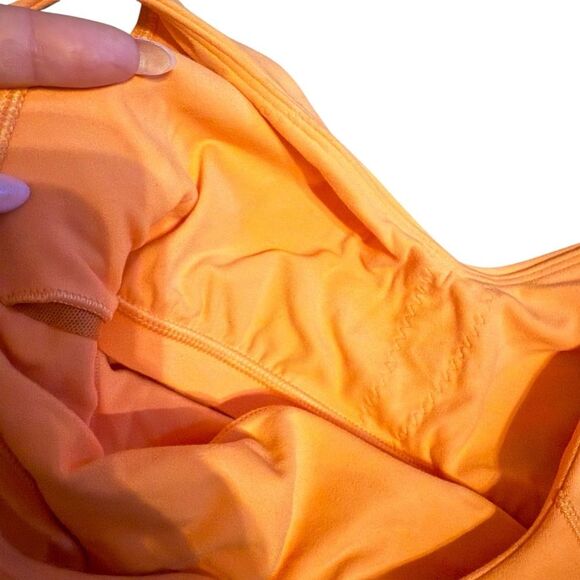 Lululemon Women’s 8 Align Tank Orange Soda Fitted Crop Basic Trendy Athletic - Picture 8 of 11